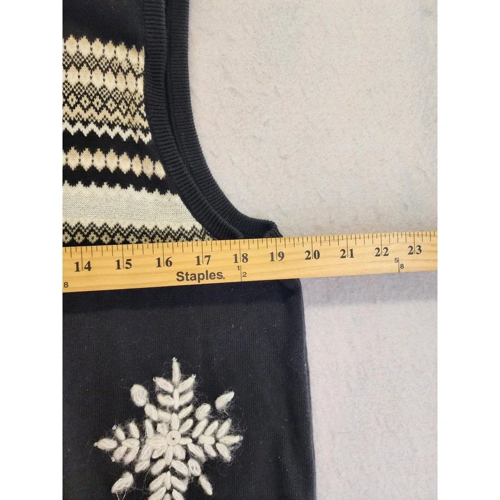 CJ Banks Black Snowflake Fair Isle Beaded Zip Up Sweater Vest Size X